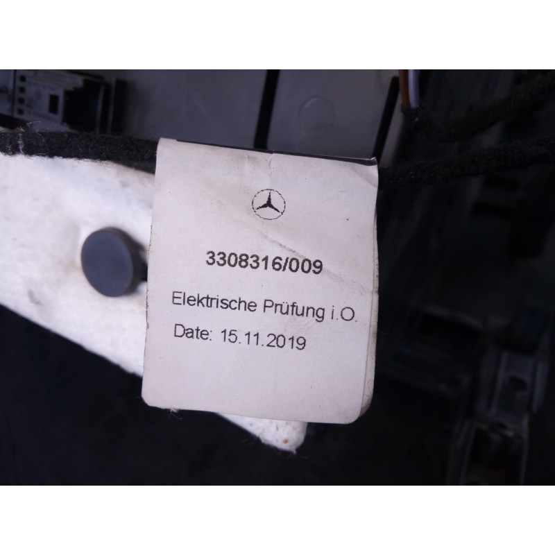 Recambio de guantera para mercedes-benz clase cla (bm 118) shooting brake cla 220 d (118.614) referencia OEM IAM 3308316009  P2-