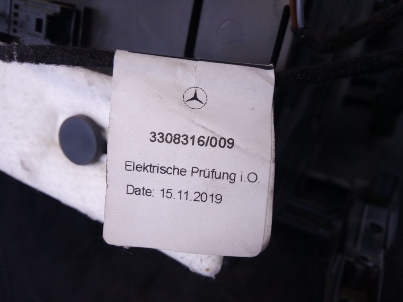 Recambio de guantera para mercedes-benz clase cla (bm 118) shooting brake cla 220 d (118.614) referencia OEM IAM 3308316009  P2-