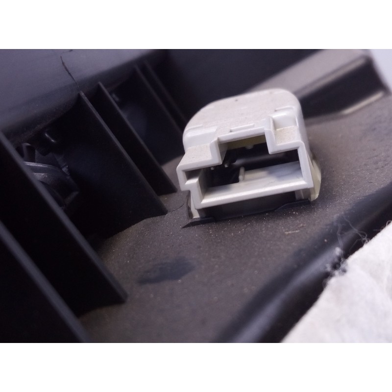 Recambio de guantera para mercedes-benz clase cla (bm 118) shooting brake cla 220 d (118.614) referencia OEM IAM 3308316009  P2-