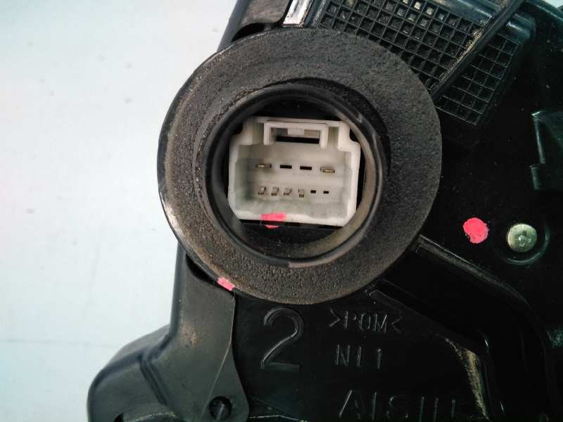 Recambio de cerradura puerta delantera izquierda para toyota corolla (e15) luna referencia OEM IAM 6904042241  E2-B4-30-1