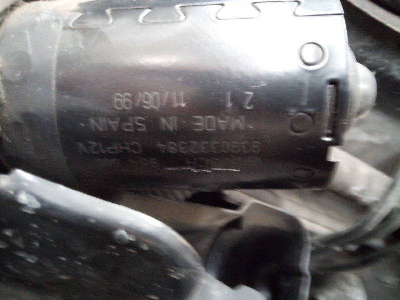 Recambio de motor limpia delantero para nissan terrano/terrano.ii (r20) elegance referencia OEM IAM 9390332384  