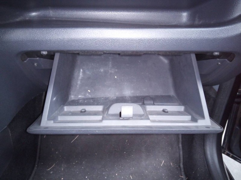 Recambio de guantera para dacia lodgy stepway referencia OEM IAM   