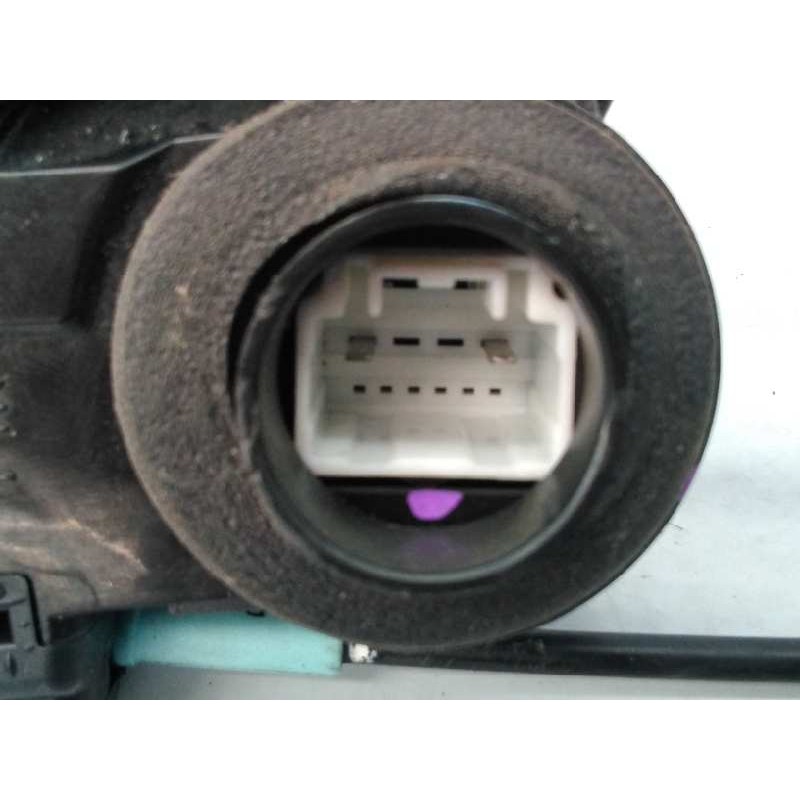 Recambio de cerradura puerta trasera izquierda para toyota corolla (e15) luna referencia OEM IAM 6906042021  E2-B4-30-1