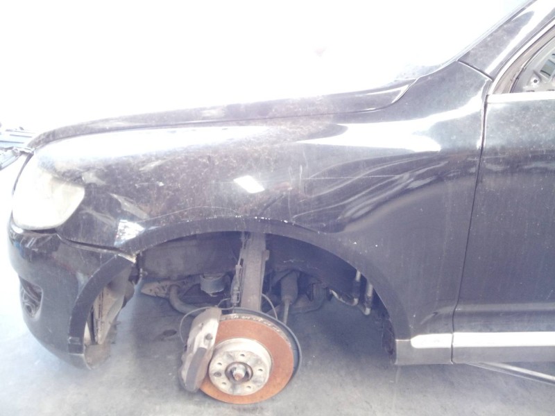 Recambio de aleta delantera izquierda para volkswagen touareg (7l6) tdi v6 +motion referencia OEM IAM   