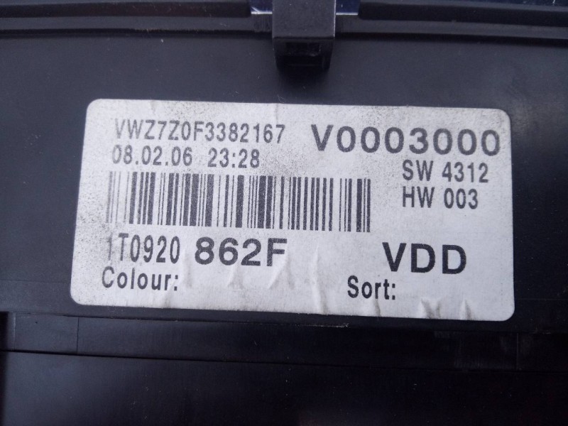 Recambio de cuadro instrumentos para volkswagen touran (1t2) advance referencia OEM IAM 1T0920862F  E2-A1-20-7