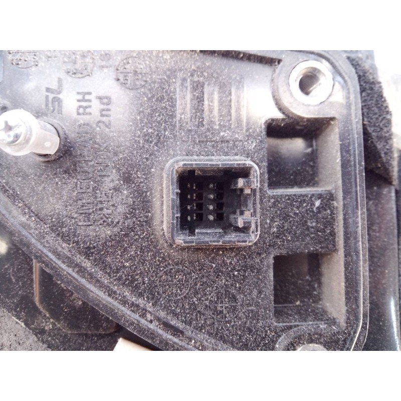 Recambio de retrovisor derecho electrico para hyundai ix35 style 2wd referencia OEM IAM   E2-B5-44-1