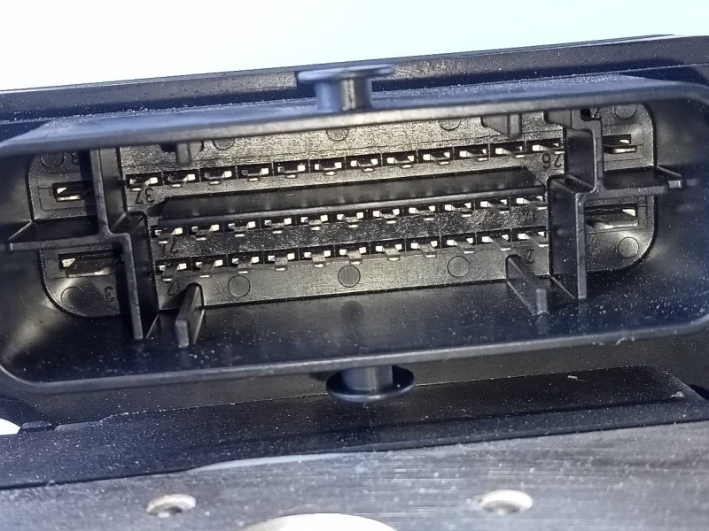 Recambio de abs para dacia duster ii prestige referencia OEM IAM 476604020R 970218 P3-B8-28-4