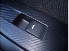 MANDO ELEVALUNAS TRASERO DERECHO 