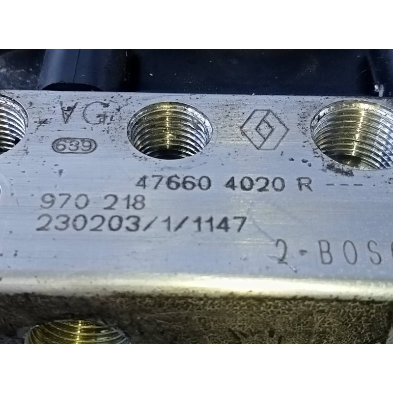 Recambio de abs para dacia duster ii prestige referencia OEM IAM 476604020R 970218 P3-B8-28-4