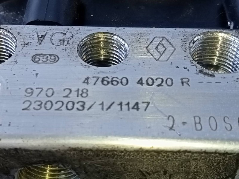 Recambio de abs para dacia duster ii prestige referencia OEM IAM 476604020R 970218 P3-B8-28-4