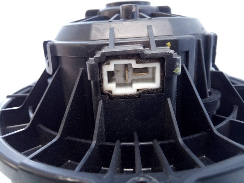 Recambio de ventilador calefaccion para hyundai ix35 style 2wd referencia OEM IAM F00S3B2441  E2-B5-4-2