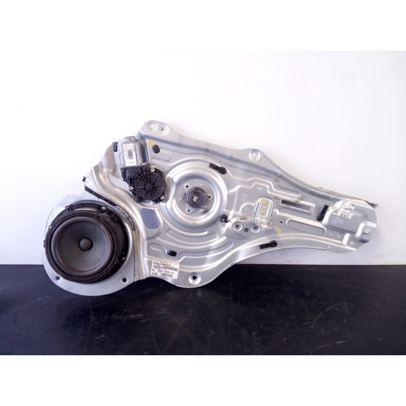 Recambio de elevalunas delantero derecho para kia sportage drive 4x2 referencia OEM IAM 824803U120 06758262 P2-B4-19