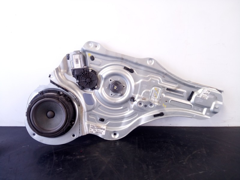 Recambio de elevalunas delantero derecho para kia sportage drive 4x2 referencia OEM IAM 824803U120 06758262 P2-B4-19