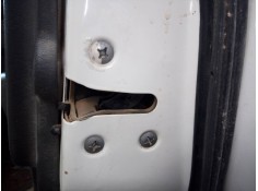 CERRADURA PUERTA TRASERA DERECHA 