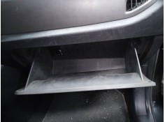 Recambio de guantera para kia sportage drive 4x2 referencia OEM IAM    2