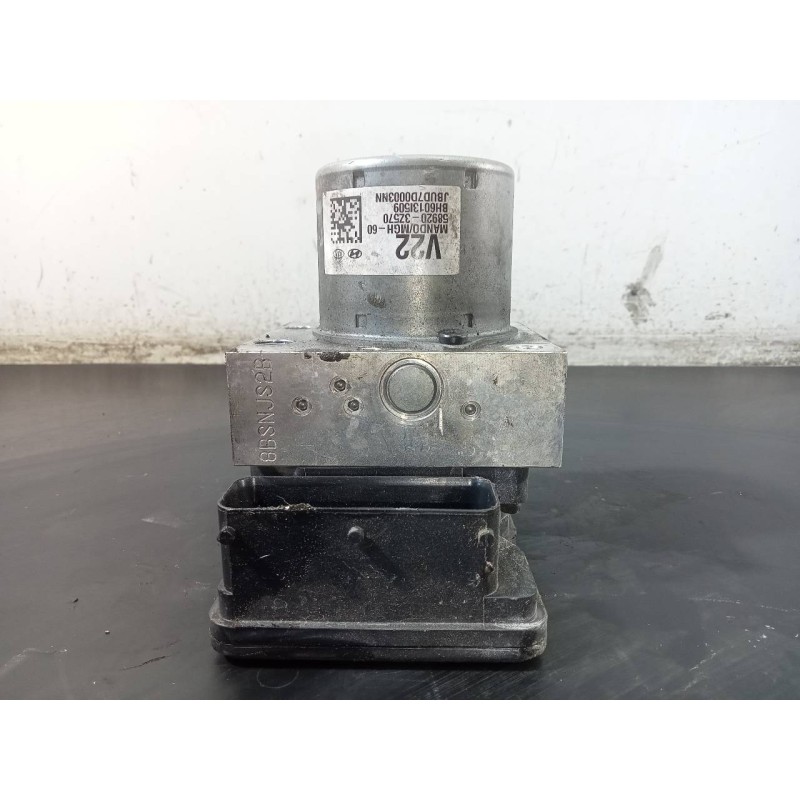 Recambio de abs para hyundai i40 style blue referencia OEM IAM 589203Z570  P3-A8-7-5