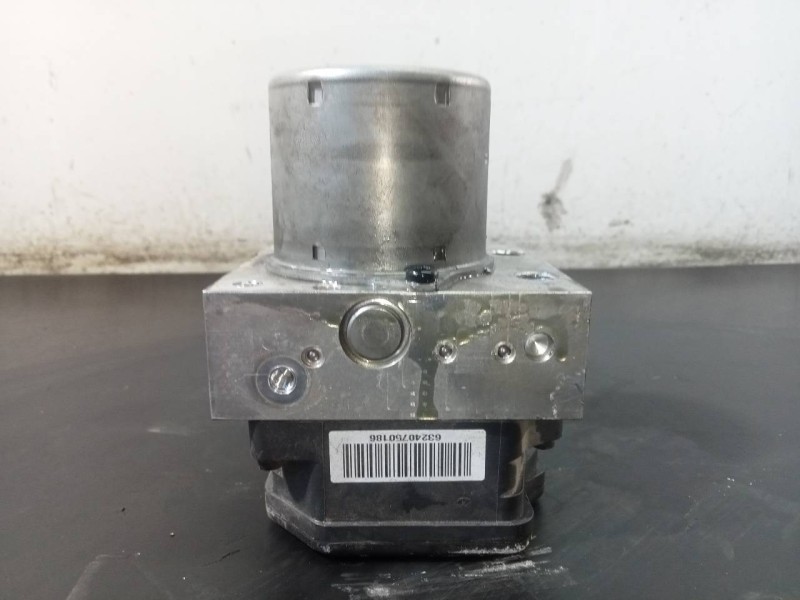 Recambio de abs para hyundai i40 style blue referencia OEM IAM 589203Z570  P3-A8-7-5