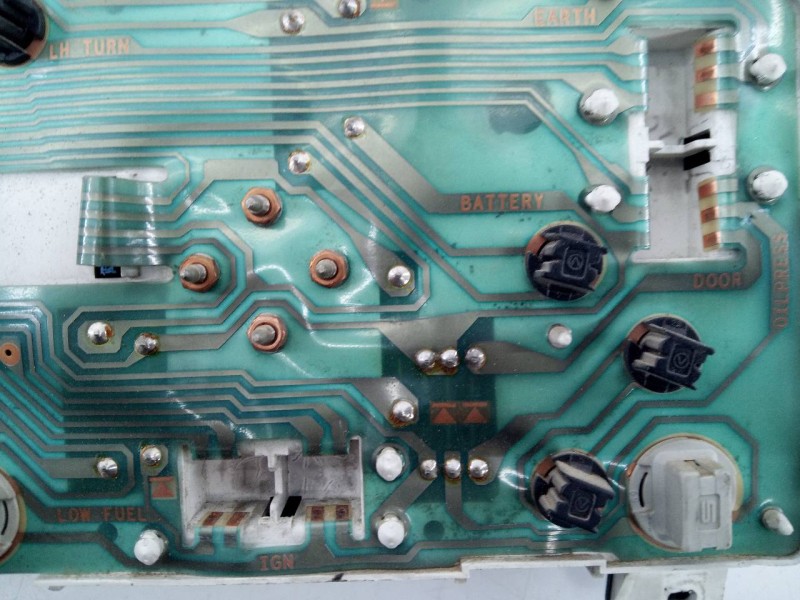 Recambio de cuadro instrumentos para ford maverick (ml) referencia OEM IAM 248120F010  E3-B3-29-4