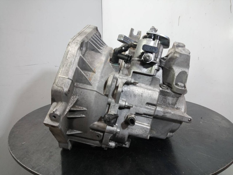 Recambio de caja cambios para chevrolet orlando lt+ referencia OEM IAM R13042005 0822680 M1-A3-104