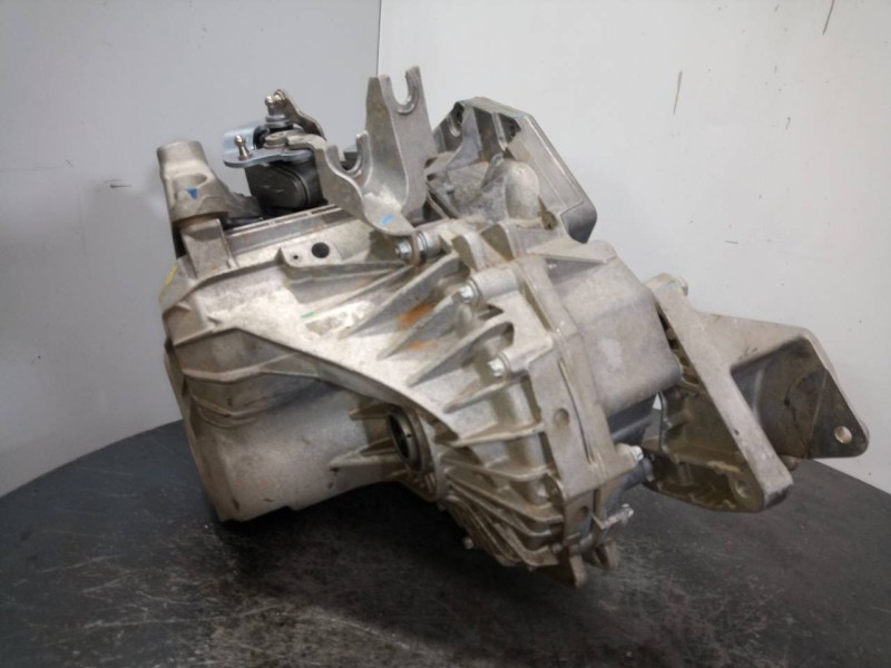 Recambio de caja cambios para chevrolet orlando lt+ referencia OEM IAM R13042005 0822680 M1-A3-104