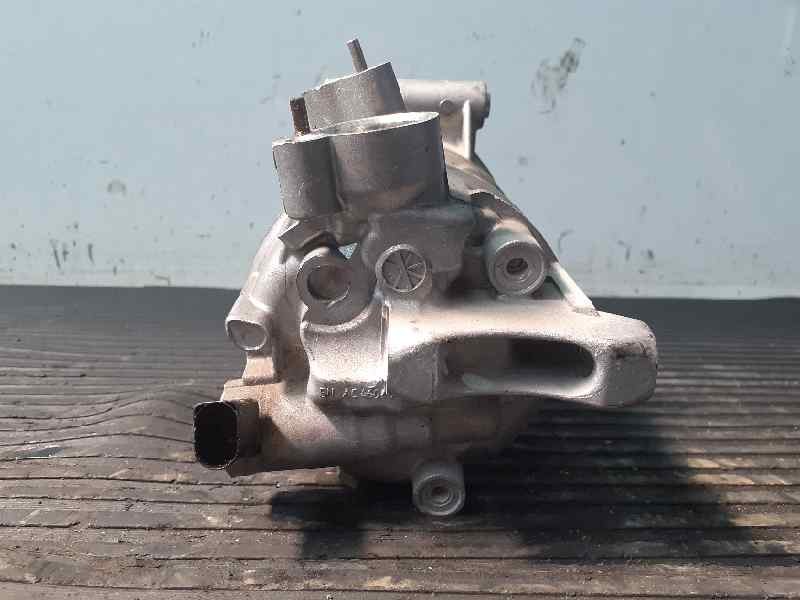 Recambio de compresor aire acondicionado para audi a1 sportback (8xf) design referencia OEM IAM 5Q0816803B 01141543 P3-A2-4-1