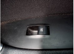 MANDO ELEVALUNAS DELANTERO DERECHO 