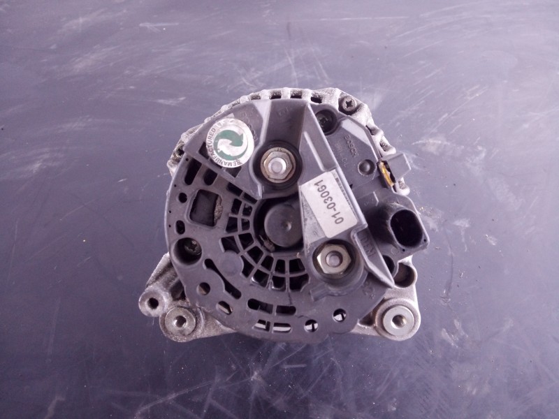 Recambio de alternador para skoda rapid active referencia OEM IAM 190122 P0651681 P3-A4-25-5
