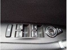 MANDO ELEVALUNAS DELANTERO IZQUIERDO 