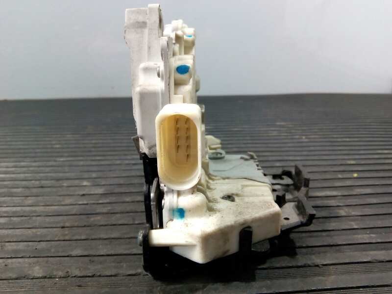 Recambio de cerradura puerta delantera izquierda para audi a4 berlina (8e) 2.0 tdi 16v (103kw) referencia OEM IAM 8E1837015A  E1