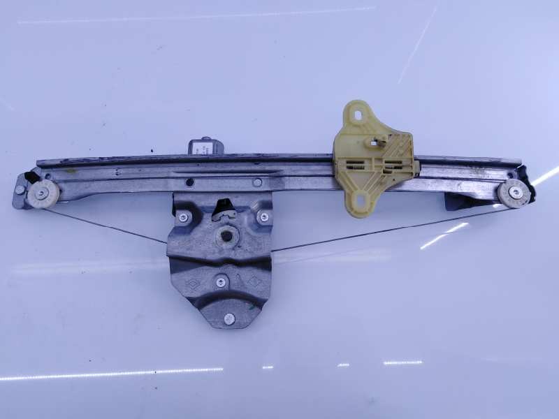 Recambio de elevalunas delantero izquierdo para renault clio iv expression referencia OEM IAM 128001472B 9030318C E1-A1-4-1