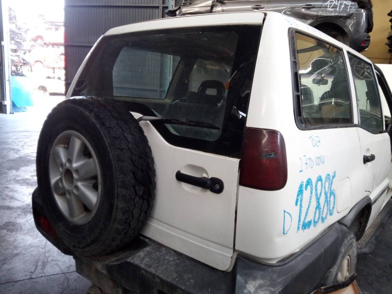 Recambio de porton trasero para ford maverick (ml) referencia OEM IAM   