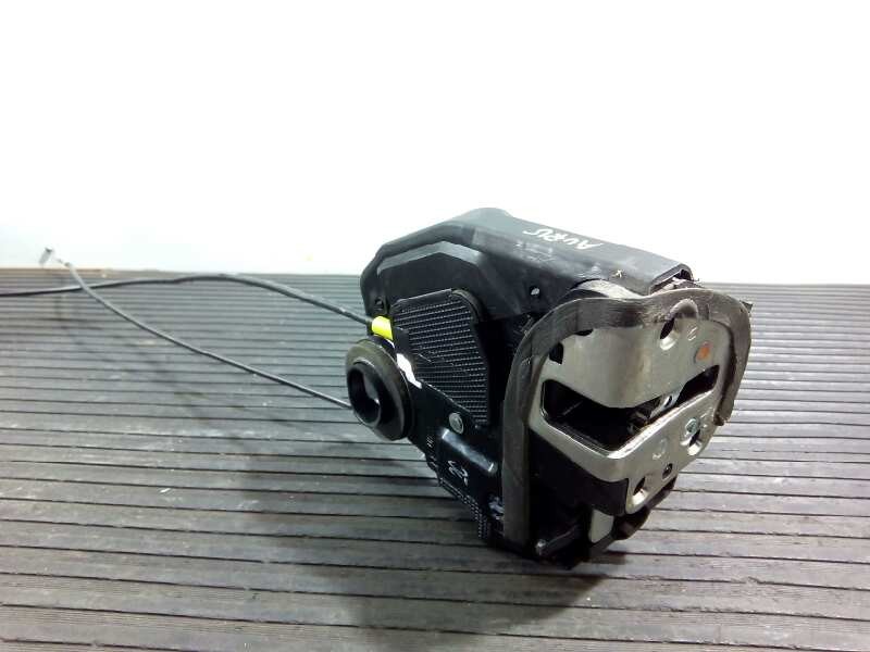 Recambio de cerradura puerta trasera derecha para toyota auris active referencia OEM IAM 6905042021  E2-B4-30-2