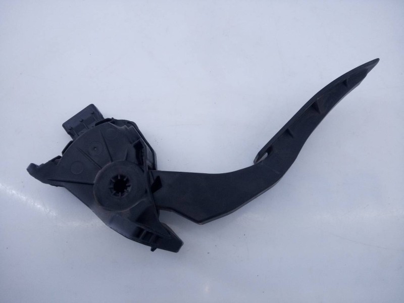 Recambio de pedal acelerador para chevrolet orlando lt+ referencia OEM IAM 13253781  E3-A5-18-4