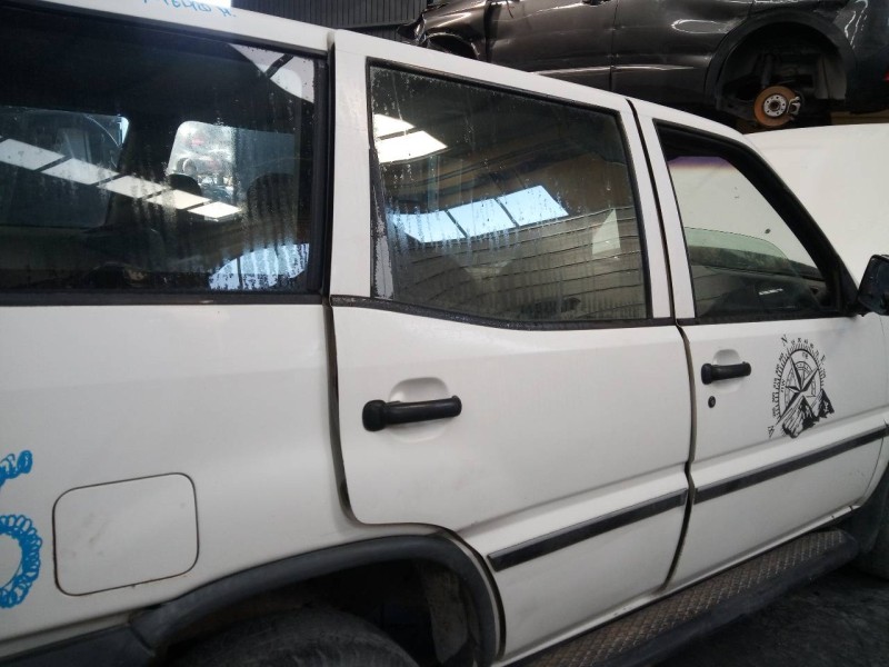 Recambio de puerta trasera derecha para ford maverick (ml) referencia OEM IAM   