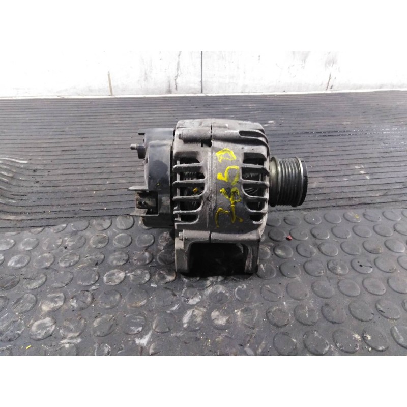 Recambio de alternador para renault clio iv expression referencia OEM IAM 231001318R TG12C2412627732A P3-A4-13-3