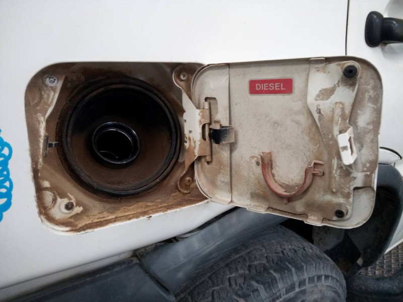 Recambio de tapa exterior combustible para ford maverick (ml) referencia OEM IAM   