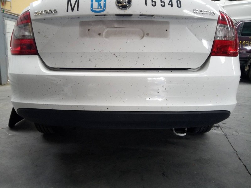 Recambio de paragolpes trasero para skoda rapid active referencia OEM IAM   