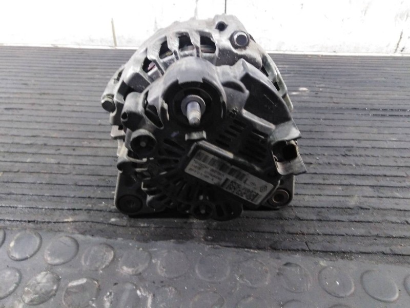 Recambio de alternador para renault clio iv expression referencia OEM IAM 231001318R TG12C2412627732A P3-A4-13-3