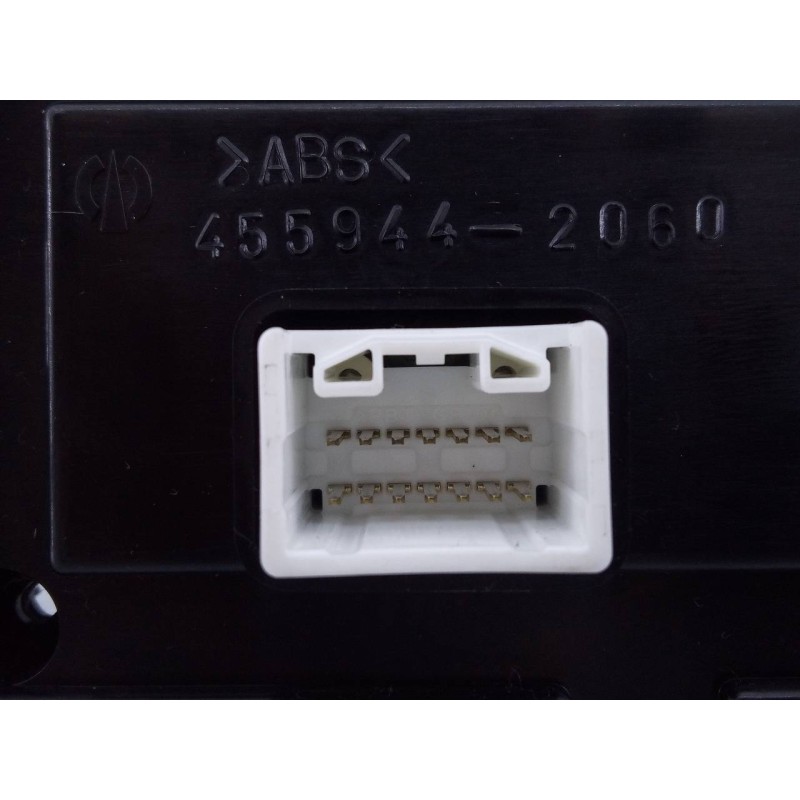 Recambio de mando climatizador para toyota rav 4 (a3) luna referencia OEM IAM 5590042240 4559442060 E3-B2-26-3