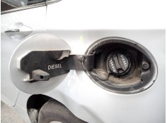 Recambio de tapa exterior combustible para hyundai i40 style blue referencia OEM IAM    2