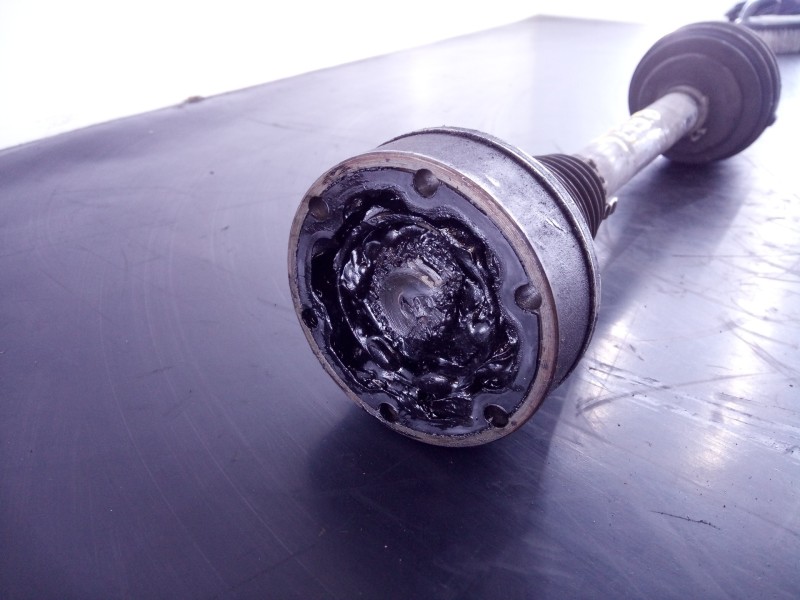 Recambio de transmision delantera izquierda para skoda rapid active referencia OEM IAM 6R0407761A 61AT P1-A6-12