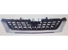 Recambio de rejilla delantera para mitsubishi l 200 (k6/7) referencia OEM IAM 108702305 NUEVO NAVEONLINE