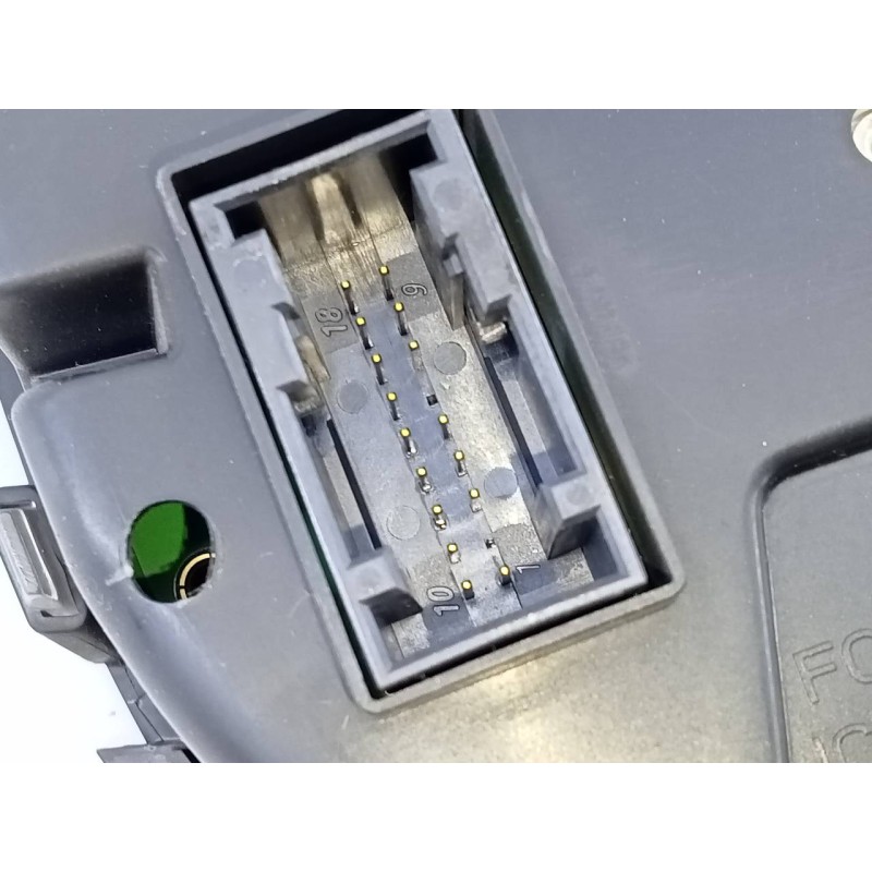 Recambio de cuadro instrumentos para skoda rapid active referencia OEM IAM 5JA920744  E2-A1-44-3