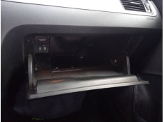 Recambio de guantera para skoda rapid active referencia OEM IAM    2