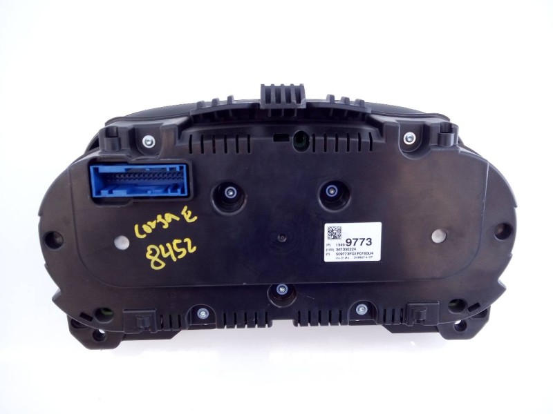 Recambio de cuadro instrumentos para opel corsa e selective ecoflex referencia OEM IAM 13499773 2469482 E3-A5-29-1