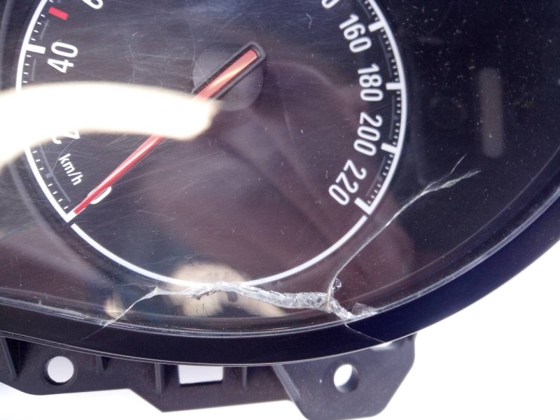 Recambio de cuadro instrumentos para opel corsa e selective ecoflex referencia OEM IAM 13499773 2469482 E3-A5-29-1