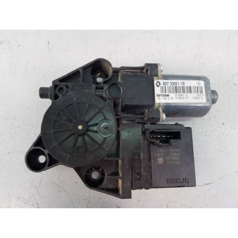 Recambio de motor elevalunas delantero derecho para renault scenic iii dynamique referencia OEM IAM 807300011R  E1-A1-10-2