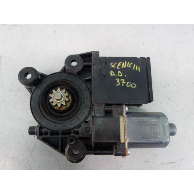 Recambio de motor elevalunas delantero derecho para renault scenic iii dynamique referencia OEM IAM 807300011R  E1-A1-10-2