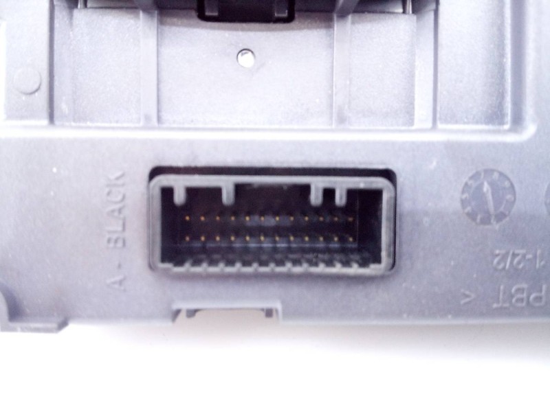 Recambio de antirrobo para renault captur limited referencia OEM IAM 285901547R A2C92561706 E2-A1-39-2