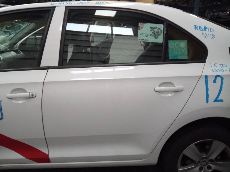 Recambio de puerta trasera izquierda para skoda rapid active referencia OEM IAM   
